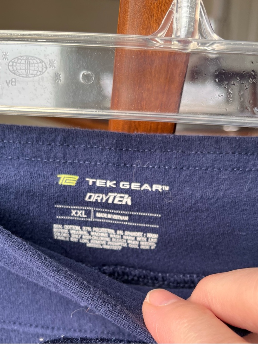 Two pair navy shorts by Tek Gear! Pockets, pull on with drawstring! Comfortable! - Picture 7 of 10